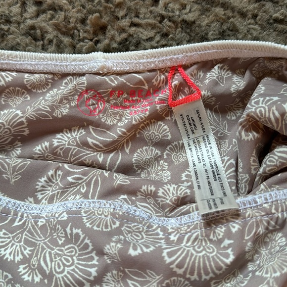 Free People free-est Heidi Surf One-Piece - Picture 8 of 9